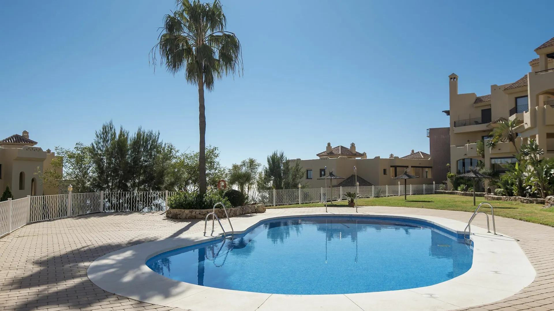 Apartamento De Lujo En Benalmadena Costa Spain